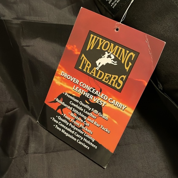 Leather Concealed Carry Vest ~ Size 3X - Picture 2 of 10